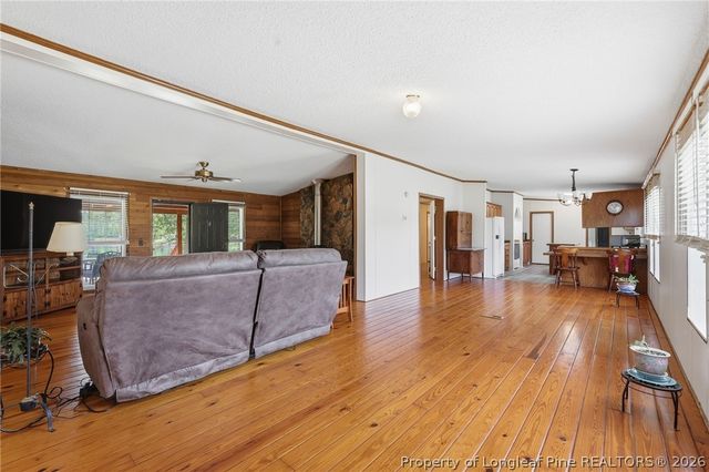 10400 Ruth Vinson Road, Autryville, NC 28318