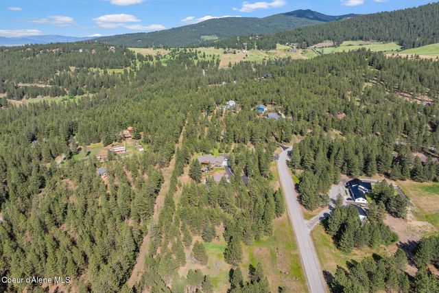 19673 W Treend RD, Post Falls, ID 83854