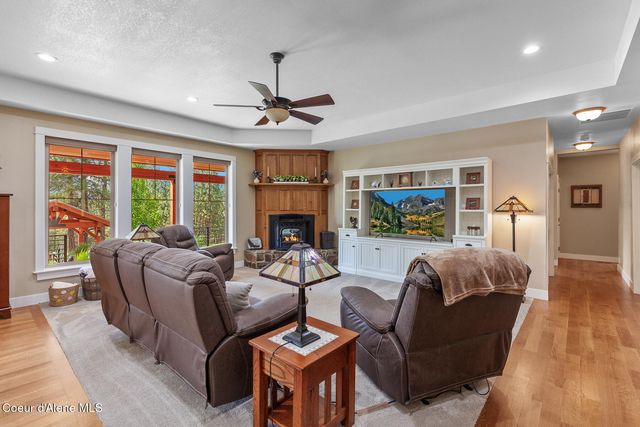 19673 W Treend RD, Post Falls, ID 83854