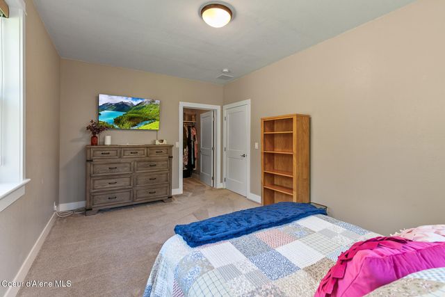19673 W Treend RD, Post Falls, ID 83854