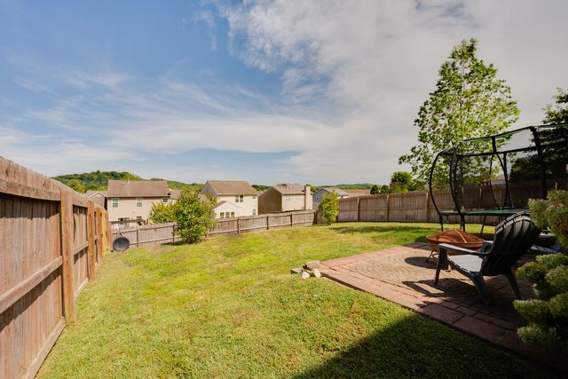 561 Wolfeboro Ln, Nashville, TN 37221