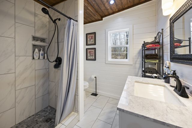 1085 Henegar Rd, Morrison, TN 37357