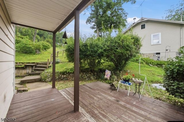 22 Alpine Dr, Jefferson Twp., NJ 07849
