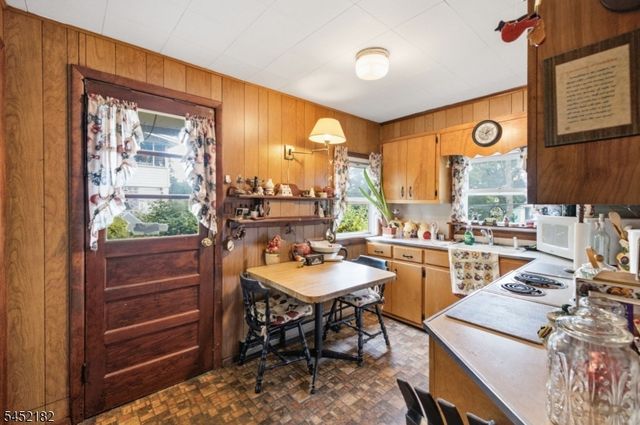 22 Alpine Dr, Jefferson Twp., NJ 07849