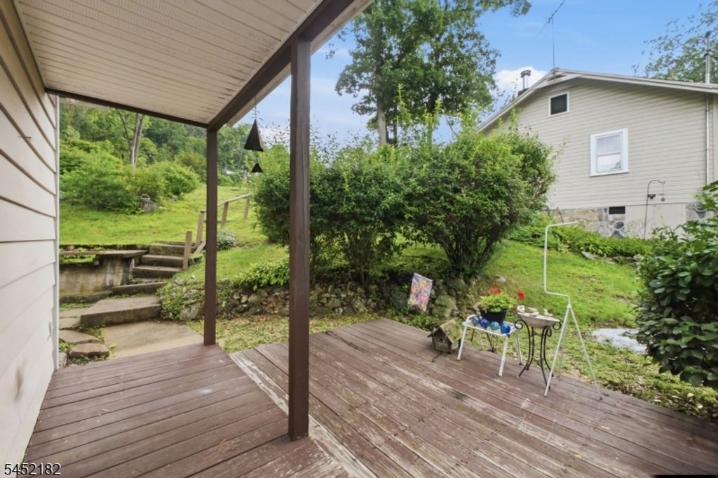 22 Alpine Dr, Jefferson Twp., NJ 07849 — photo 4