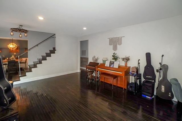 110 S High Ridge Dr, Goodlettsville, TN 37072