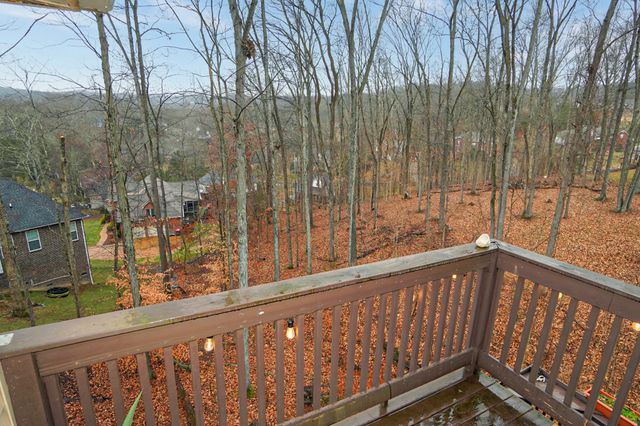 110 S High Ridge Dr, Goodlettsville, TN 37072