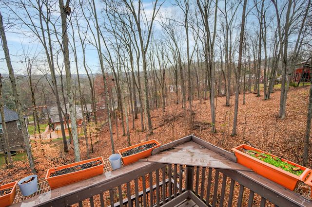 110 S High Ridge Dr, Goodlettsville, TN 37072