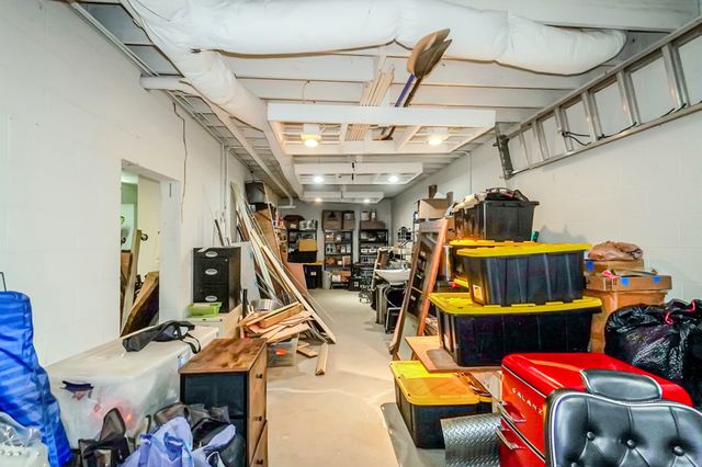 110 S High Ridge Dr, Goodlettsville, TN 37072