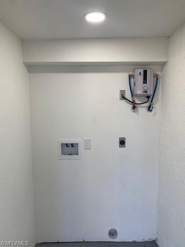 11298 Summerwinds CT, Fort Myers, FL 33908