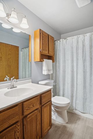 5338 Highpointe Terrace, Bloomington, MN 55437