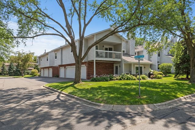 5338 Highpointe Terrace, Bloomington, MN 55437