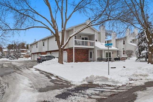 5338 Highpointe Terrace, Bloomington, MN 55437