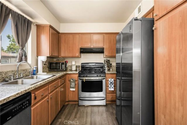 1206 S Cypress Avenue F, Ontario, CA 91762