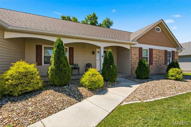 3281 Principia Avenue, St Charles, MO 63301