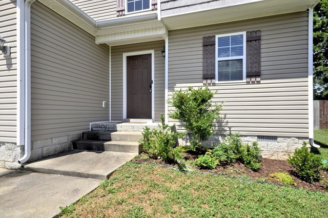 1212 MORSTEAD DR, Clarksville, TN 37042