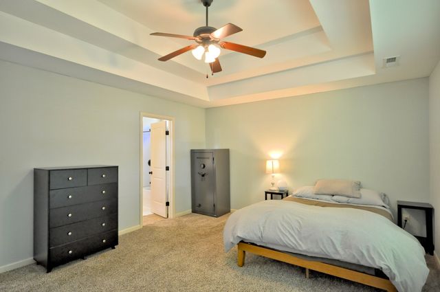 1212 MORSTEAD DR, Clarksville, TN 37042