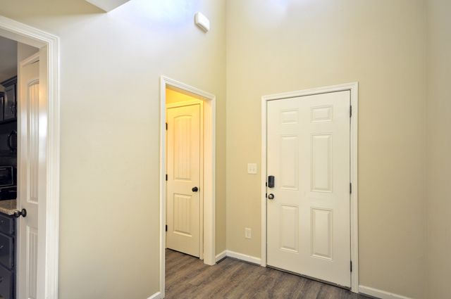 1212 MORSTEAD DR, Clarksville, TN 37042
