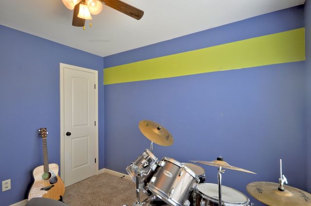 1212 MORSTEAD DR, Clarksville, TN 37042