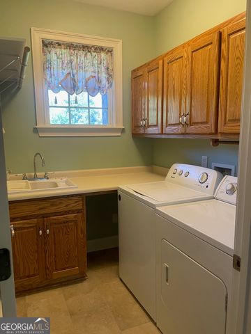 1545 Sam Bell Road, Clarkesville, GA 30523
