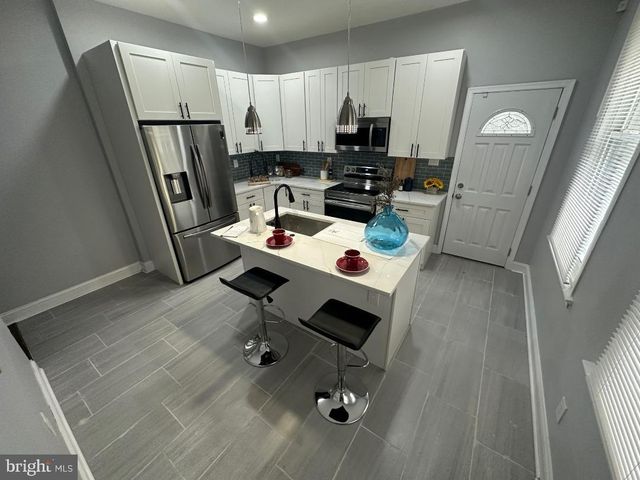 646 E CHELTEN AVE, Philadelphia, PA 19144
