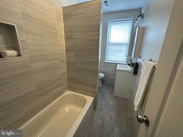 646 E CHELTEN AVE, Philadelphia, PA 19144