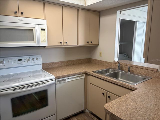 4158 TAMIAMI TRAIL T8, Port Charlotte, FL 33952