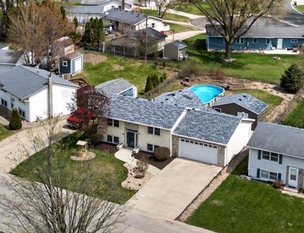 218 5th Avenue NW, Byron, MN 55920
