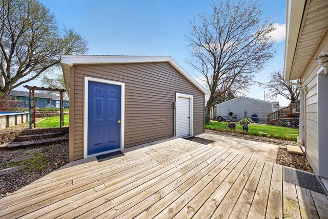 218 5th Avenue NW, Byron, MN 55920