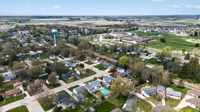 218 5th Avenue NW, Byron, MN 55920