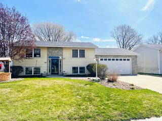 218 5th Avenue NW, Byron, MN 55920