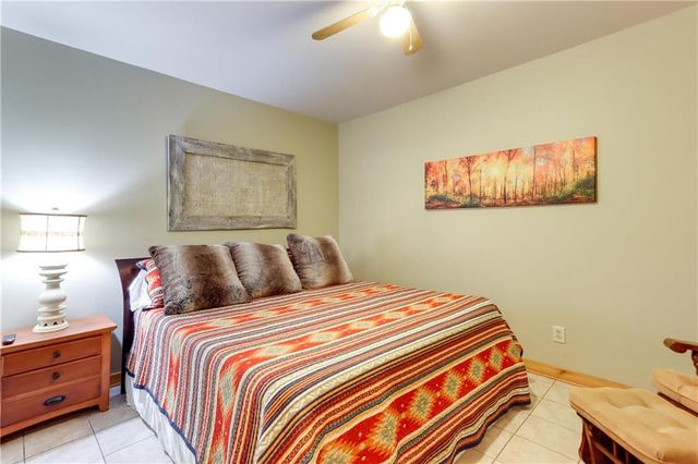 223 Novena Court, Ellijay, GA 30540