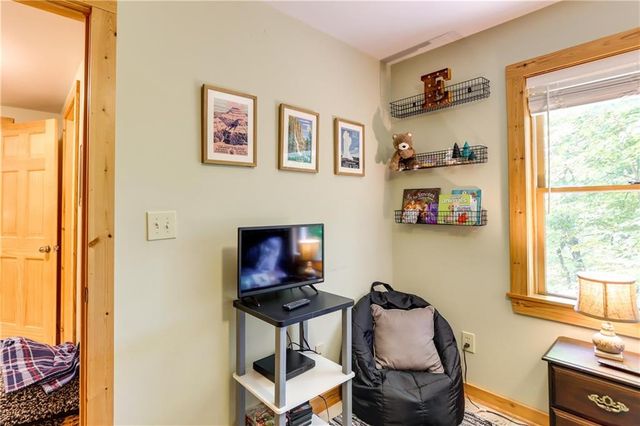 223 Novena Court, Ellijay, GA 30540