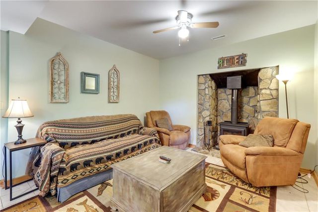 223 Novena Court, Ellijay, GA 30540