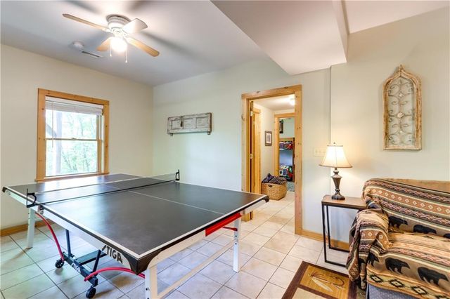 223 Novena Court, Ellijay, GA 30540