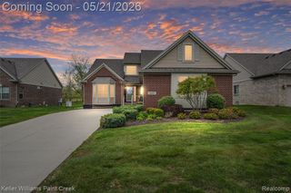 36168 Fairway Drive 74, Livonia, MI 48152
