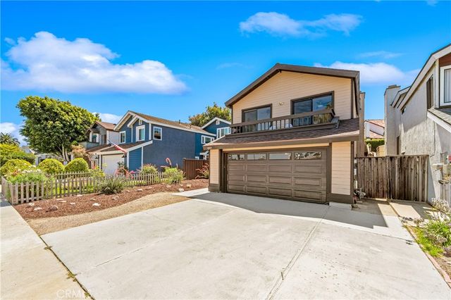 1407 Lakeside, Huntington Beach, CA 92648