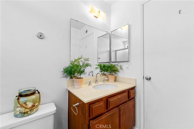 1407 Lakeside, Huntington Beach, CA 92648