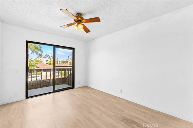 1407 Lakeside, Huntington Beach, CA 92648