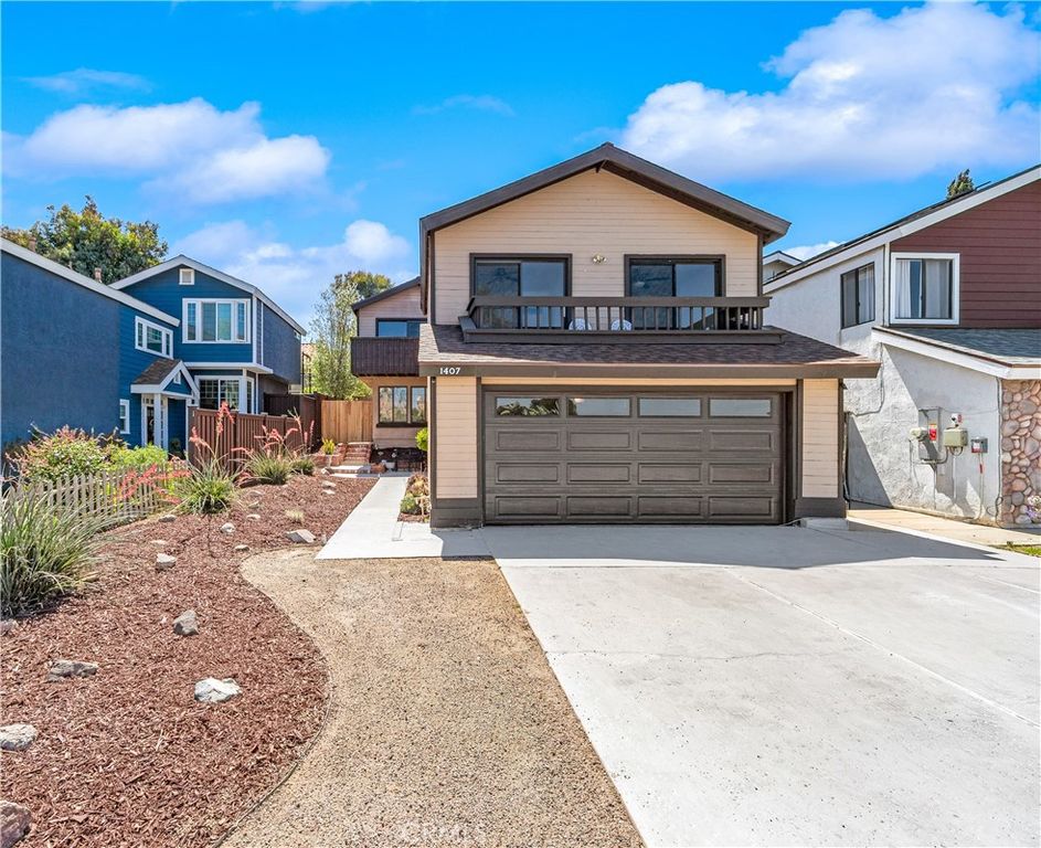 1407 Lakeside, Huntington Beach, CA 92648
