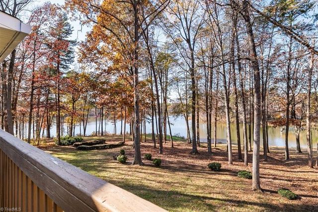 4103 Quarterstaff Court, High Point, NC 27265