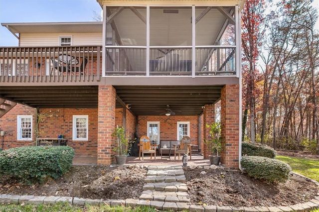 4103 Quarterstaff Court, High Point, NC 27265