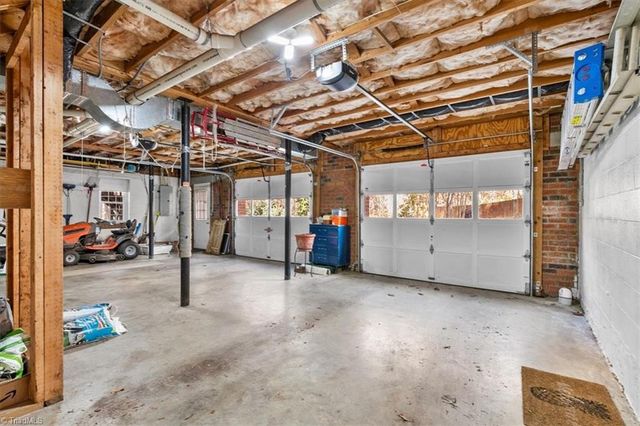 4103 Quarterstaff Court, High Point, NC 27265