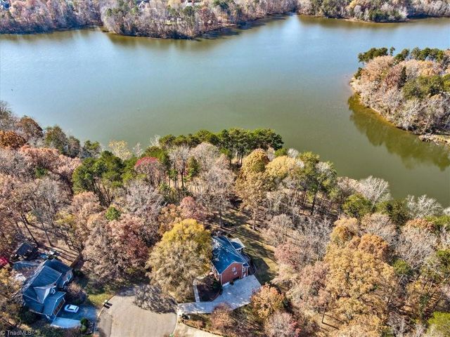 4103 Quarterstaff Court, High Point, NC 27265
