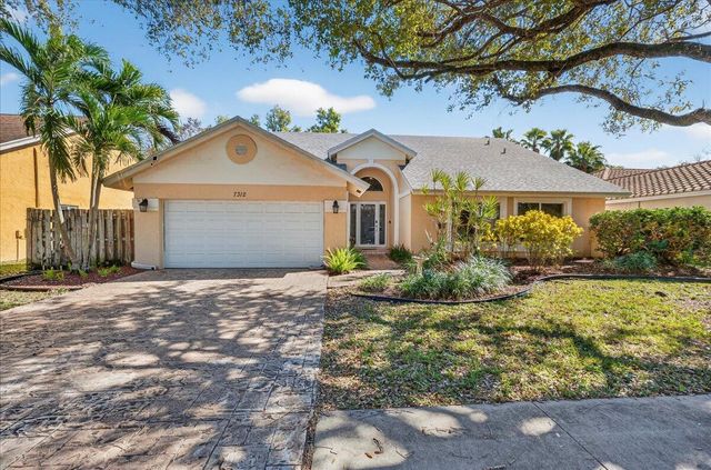 7312 NW 45th Avenue, Coconut Creek, FL 33073