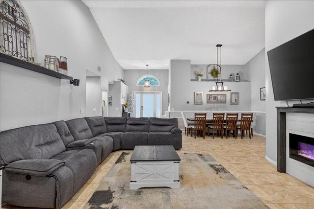 7312 NW 45th Avenue, Coconut Creek, FL 33073