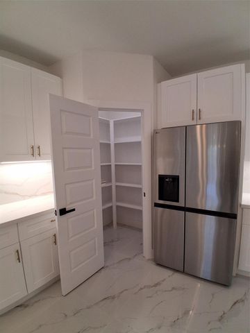 589 Road 5107, Cleveland, TX 77327
