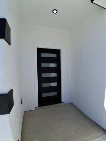 589 Road 5107, Cleveland, TX 77327