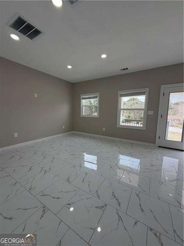 116 Woodcrest Drive, Griffin, GA 30223