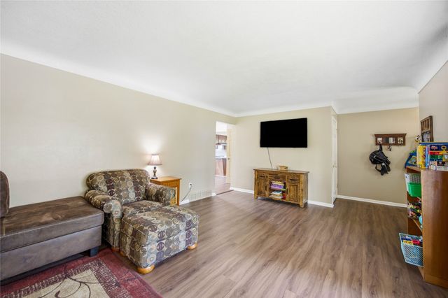 1006 NW 3rd Street, Ankeny, IA 50023